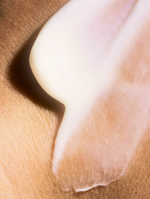 Why Dry and Sensitive Skin Ages Faster — And How to Slow It Down